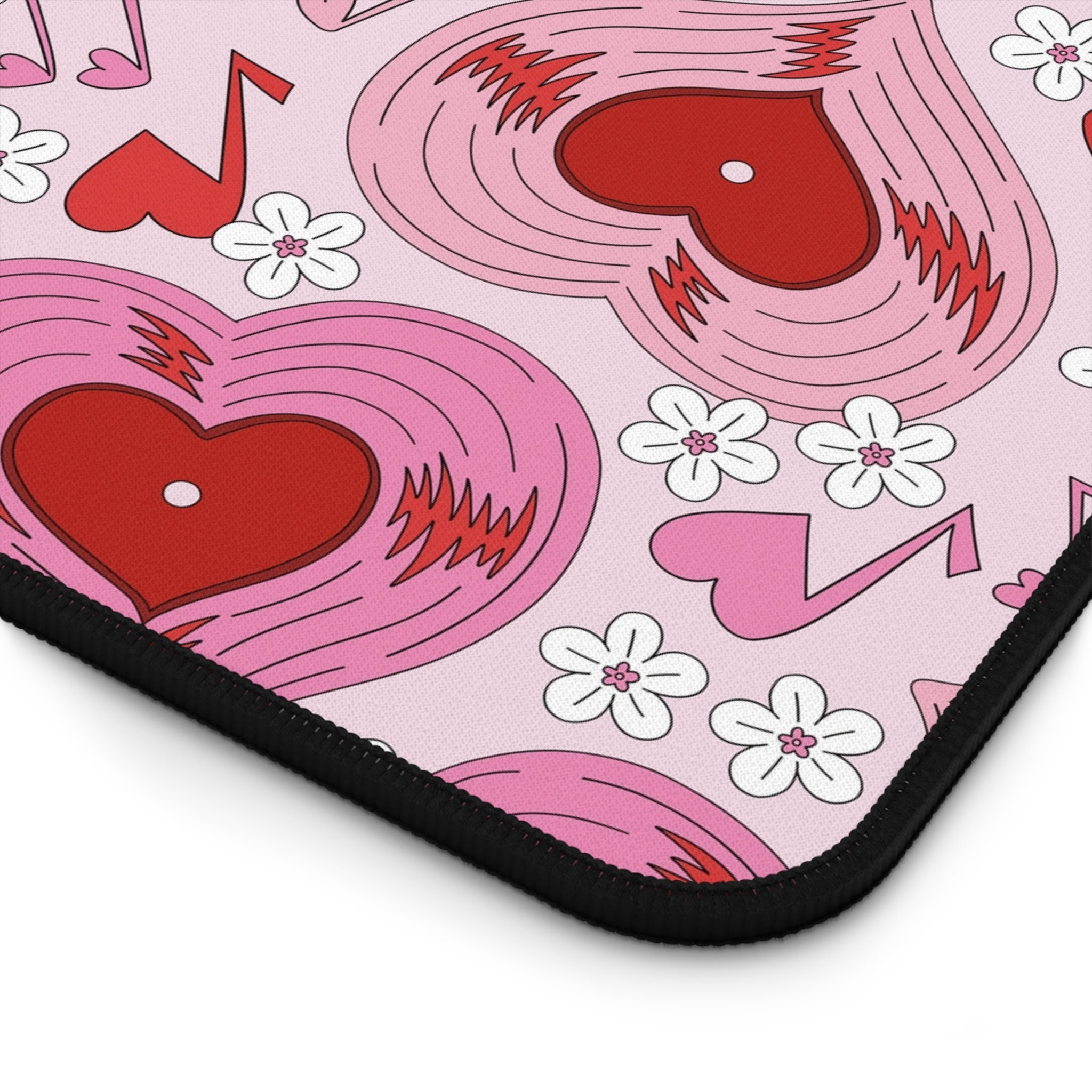 Heart-shaped Vinyl Record Desk - Office Tech Gifts recensione e prezzo