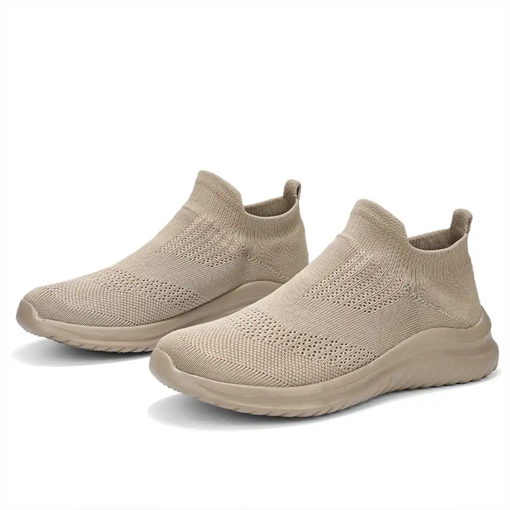 Beige Soft New Novelty Tennis  - Tech Office Names recensione e prezzo