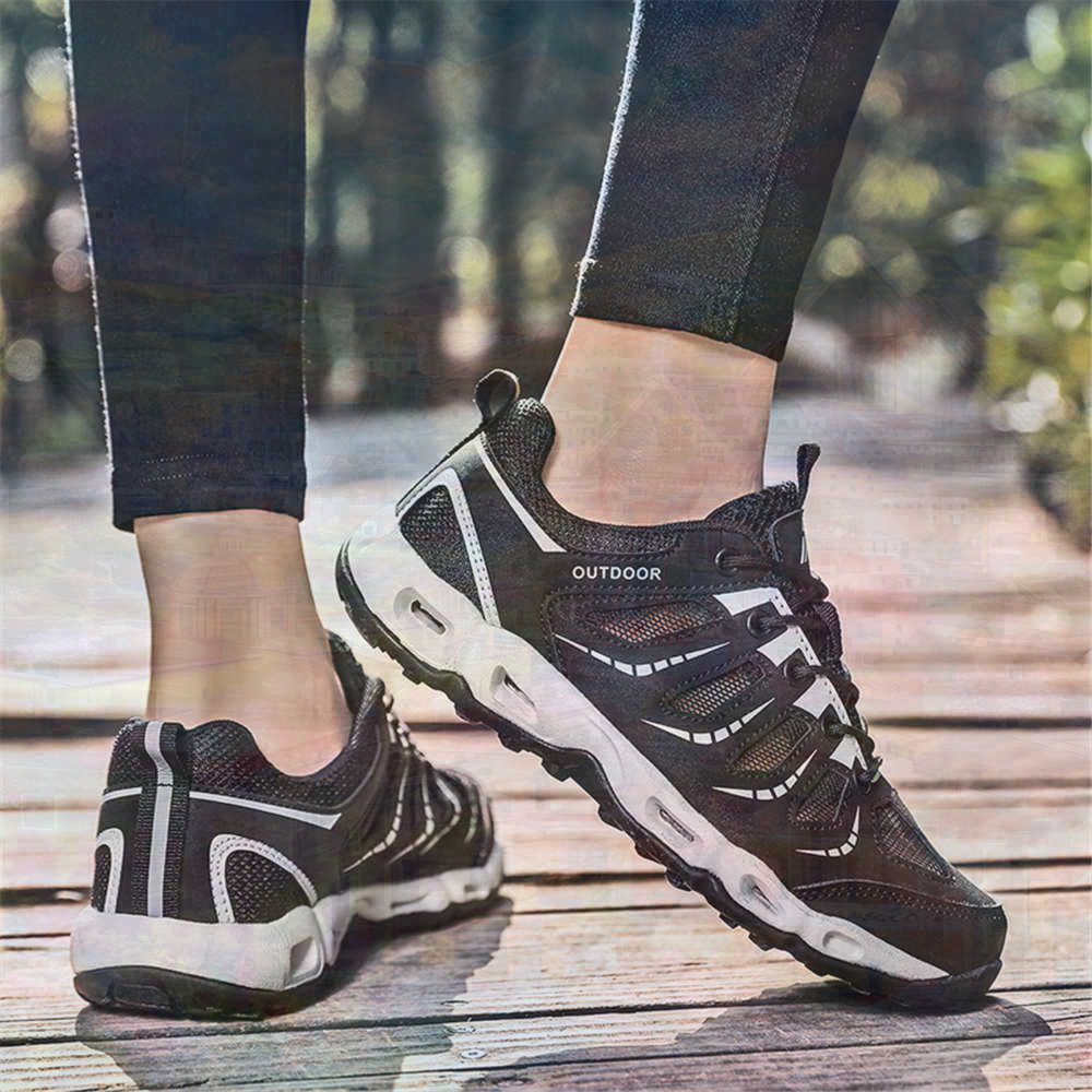 Sumer Round Tip Silver Sneaker - Tech Office Names recensione e prezzo