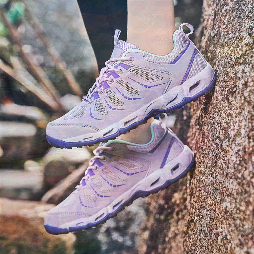 Sumer Round Tip Silver Sneaker - Tech Office Names recensione e prezzo